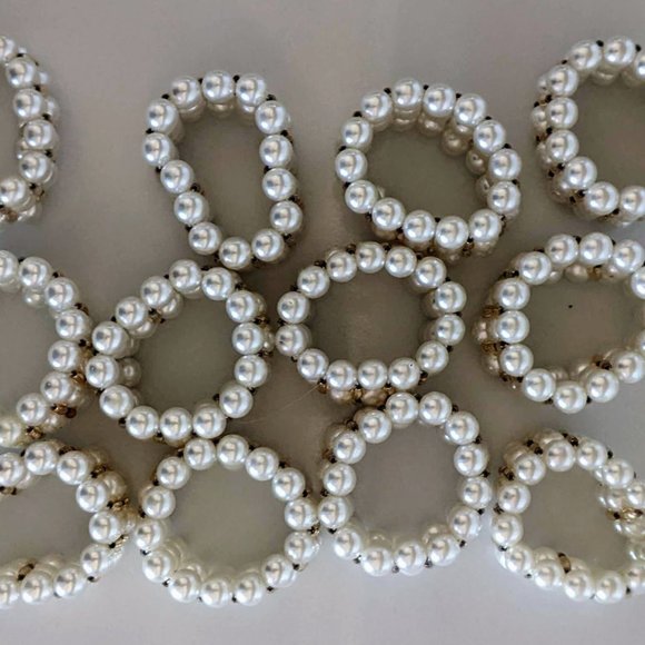 Pearl and Gold Napkin Rings set of 12 - Picture 3 of 6